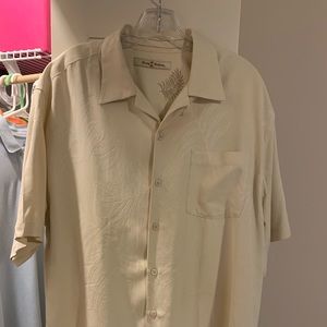 Tommy Bahama Hawaiian Button Down Shirt (Large)